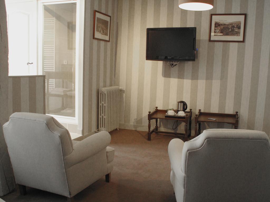 Hotel La Licorne & Spa Lyons-la-Forêt Cameră foto
